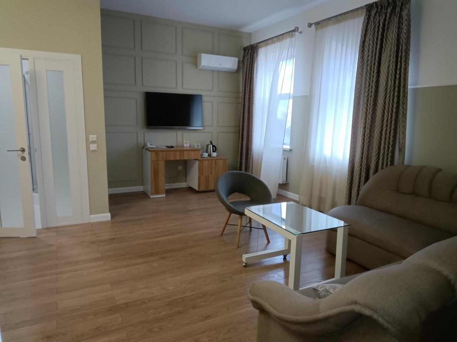 Gosudar Hotel Κιροβοχράντ Εξωτερικό φωτογραφία