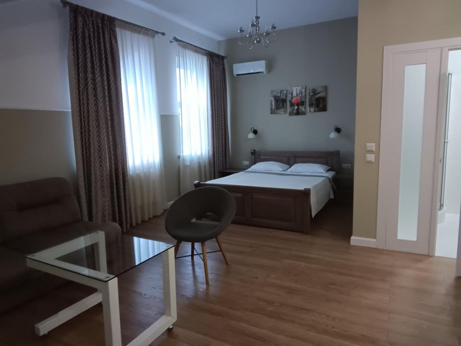 Gosudar Hotel Κιροβοχράντ Εξωτερικό φωτογραφία